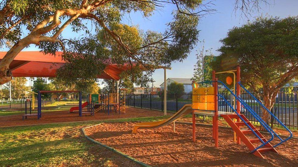 Narrabri Big Sky Caravan Park المظهر الخارجي الصورة