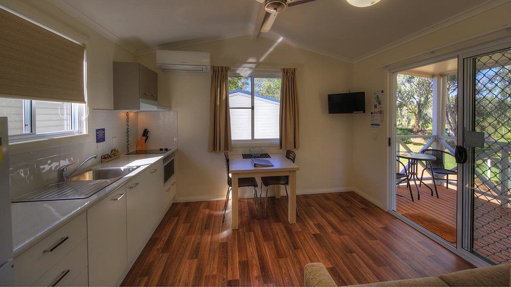 Narrabri Big Sky Caravan Park المظهر الخارجي الصورة
