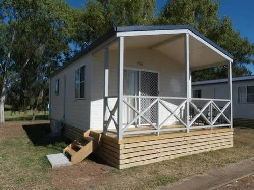 Narrabri Big Sky Caravan Park المظهر الخارجي الصورة